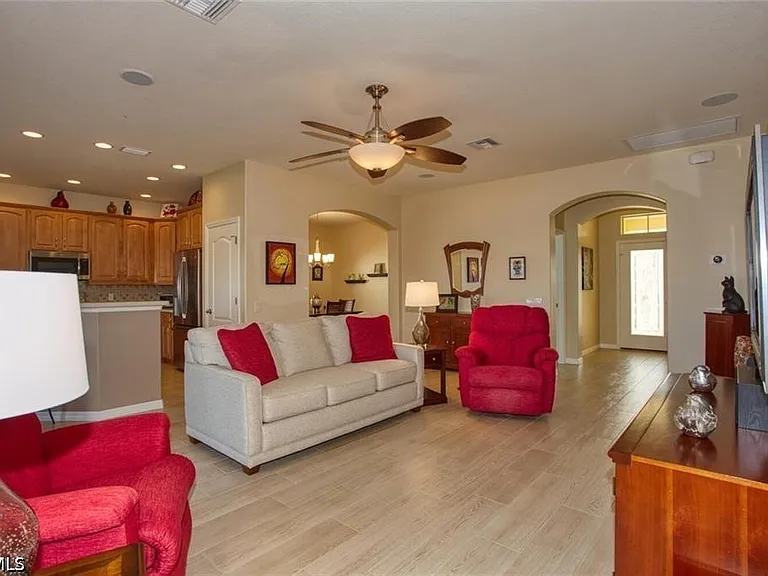 2474 Blackburn Cir — Photo 7