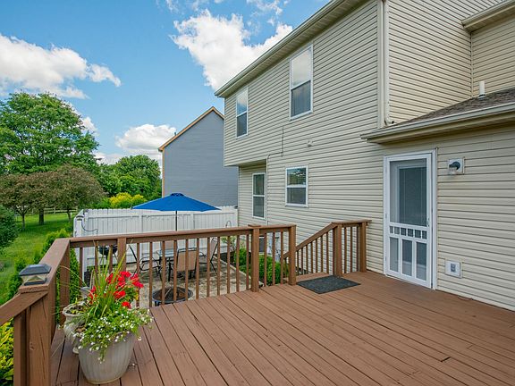 3rd image of 12169 Derby Ct