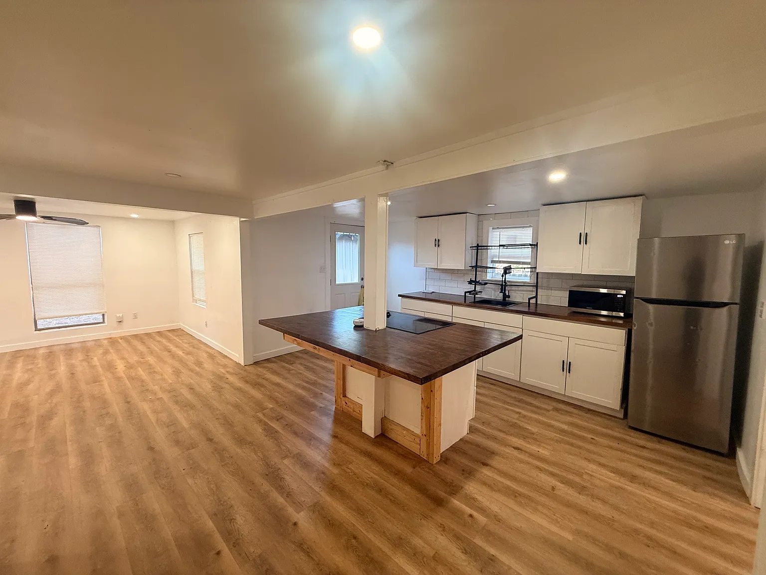 3 bed, 1314 sqft, $1,450 — Photo 3