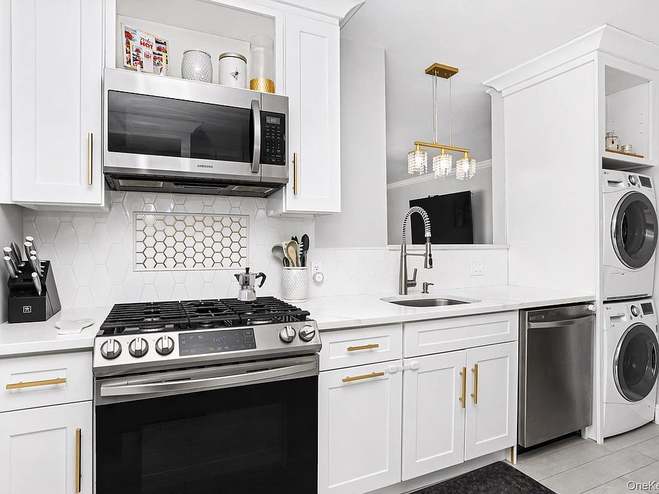 1st image of 76 Lawrence Court #C