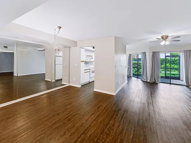 191 Bennington Dr #3 — Photo 3