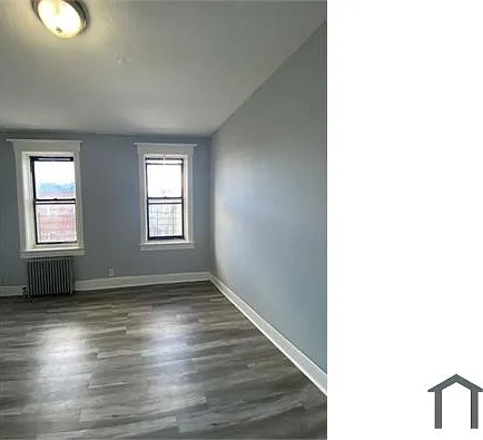 3 bed, $2,700 — Photo 1