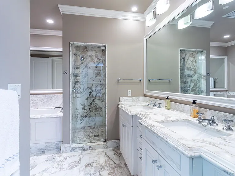 2525 N Pearl St #1105 — Photo 16