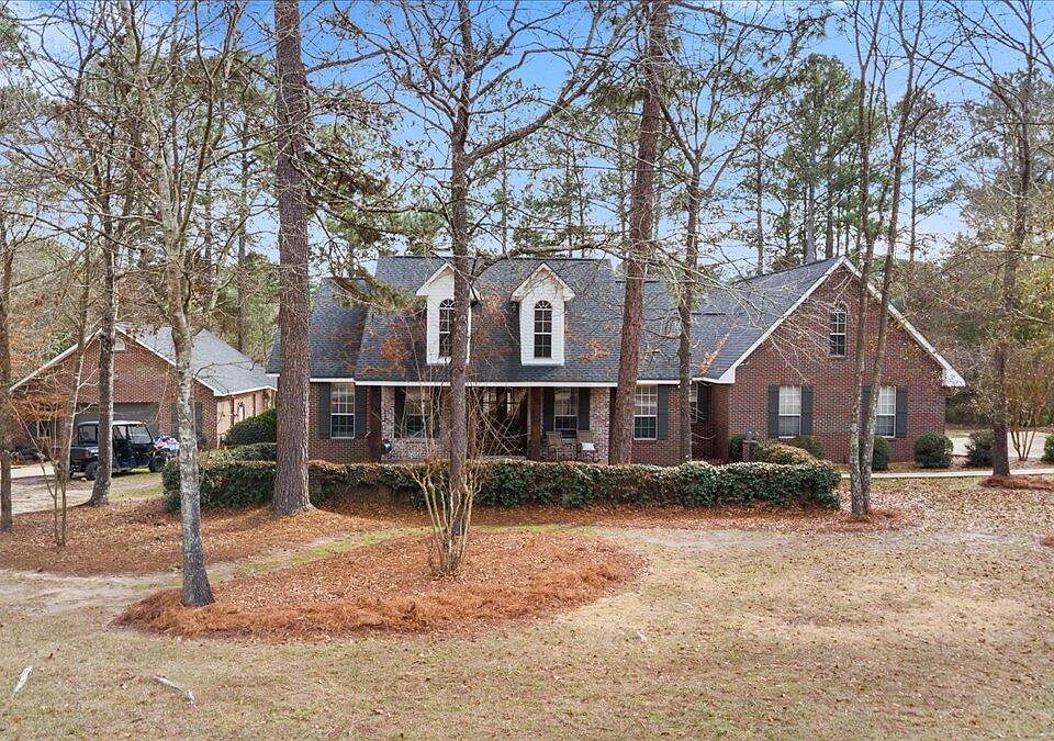 1st image of 510 Longleaf Dr