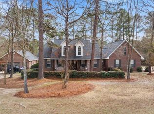 510 Longleaf Dr, Petal, MS 39465