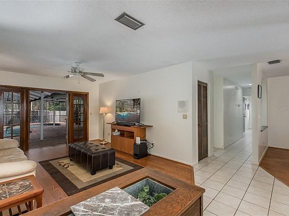 4th image of 4917 Dewey Rose Ct