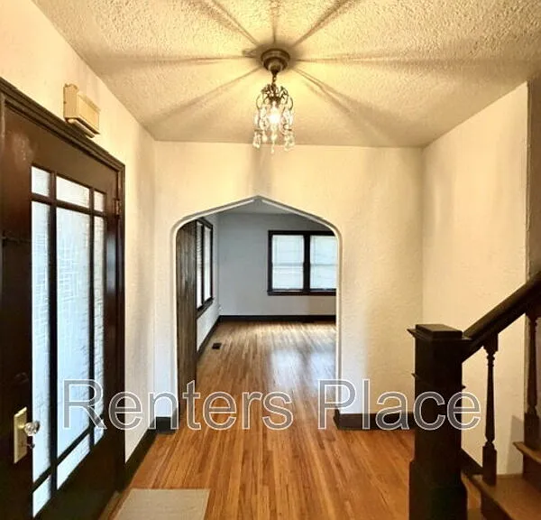 5524 S Owasso Ave — Photo 6