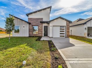 2412 Sabinas St, Hidalgo, TX 78557