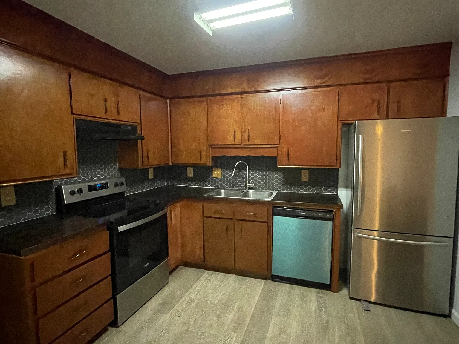 1 bed, 900 sqft, $1,850 — Photo 2
