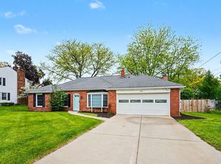 5132 Mapleridge Dr, Portage, MI 49024
