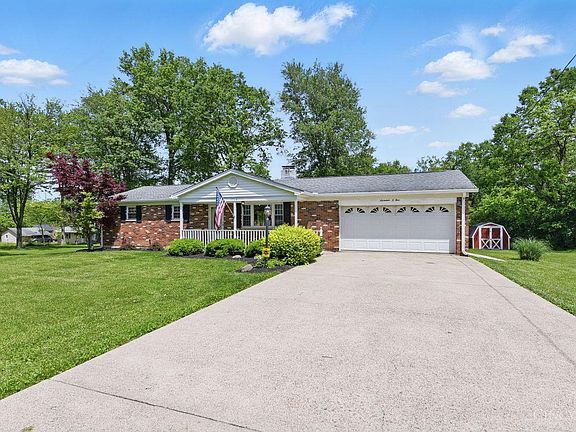 2nd image of 1704 Ludlow Cir