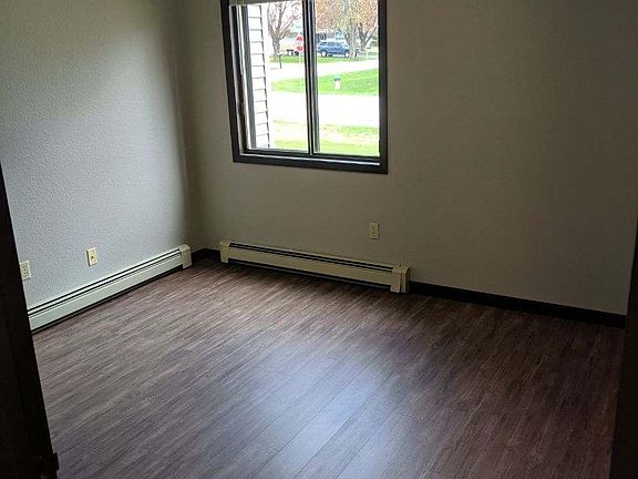 5th image of 2701 W 4th St APT B