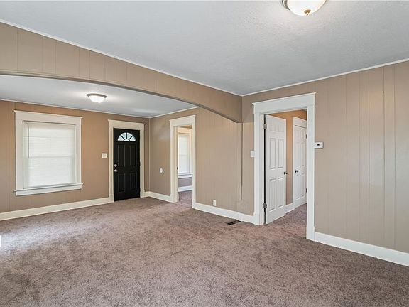 5th image of 10116 E Golf Ave