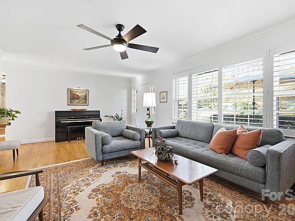 3rd image of 50 Hemlock St