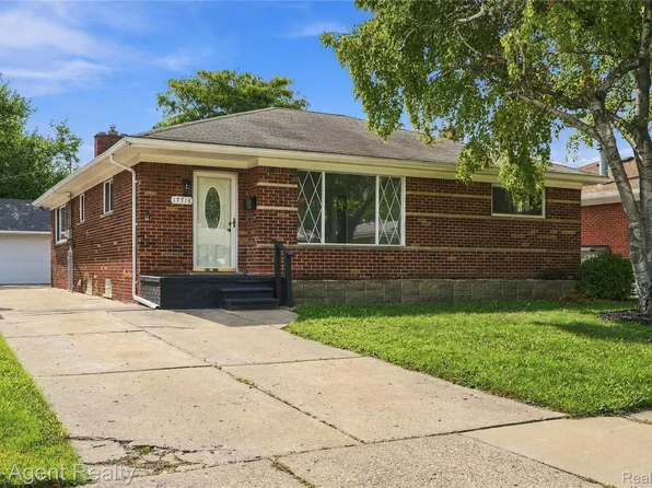 17716 Veronica Ave, Eastpointe, MI 48021