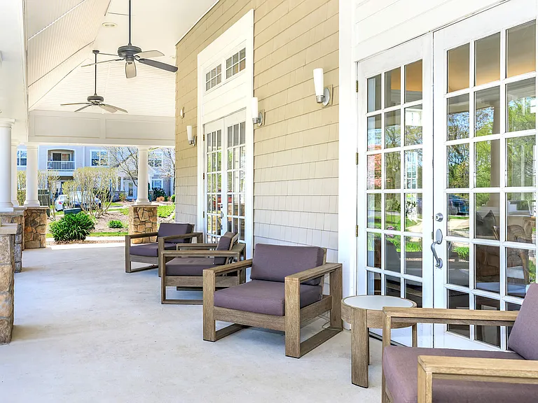 Knoll Crest Apartments — Photo 24