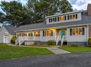 14 Triangle Rd, Hudgins, VA 23076