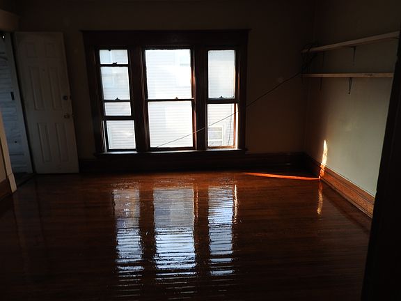 3rd image of 306 Gold Ave NW APT 3
