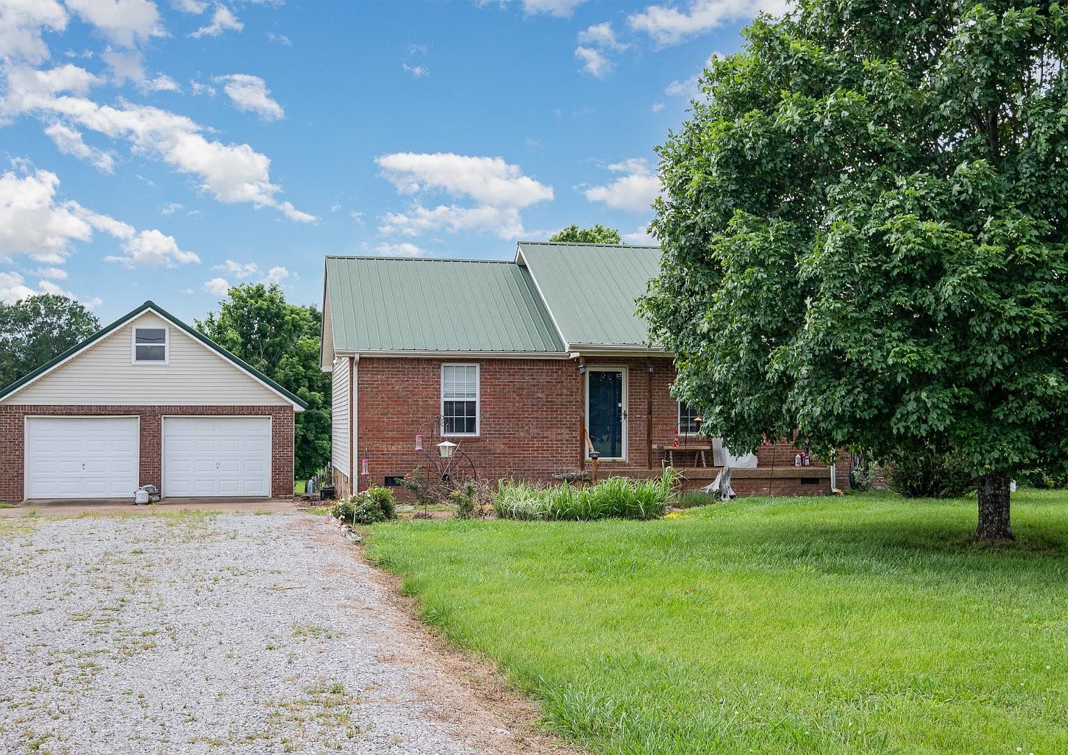 4970 Smiley Rd, Chapel Hill, TN 37034 | Zillow