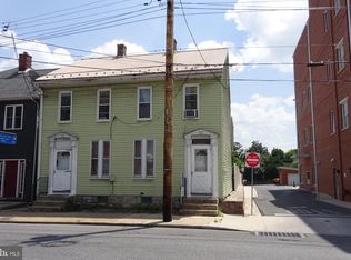 226-228 E Queen St, Chambersburg, PA 17201