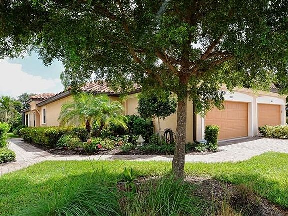 2nd image of 5882 Cavano Dr