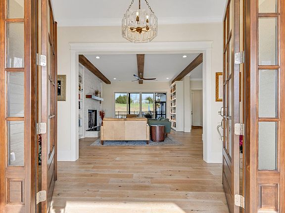 3rd image of 406 Old Batson Rd