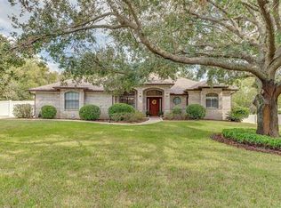 518 N Pine Meadow Dr, Debary, FL 32713