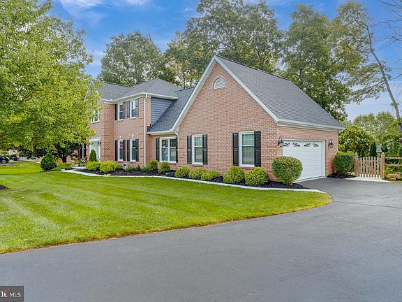2nd image of 2108 Woodtop Way