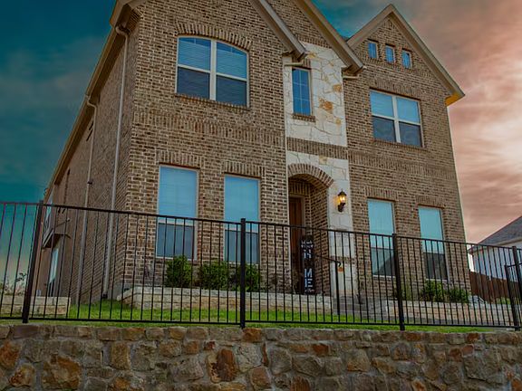 3rd image of 3610 Adriana Ave