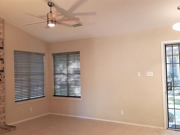 5th image of 7906 Clydesdale Dr #A