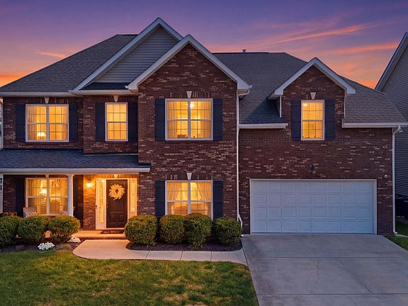 2nd image of 2460 Clinging Vine Ln