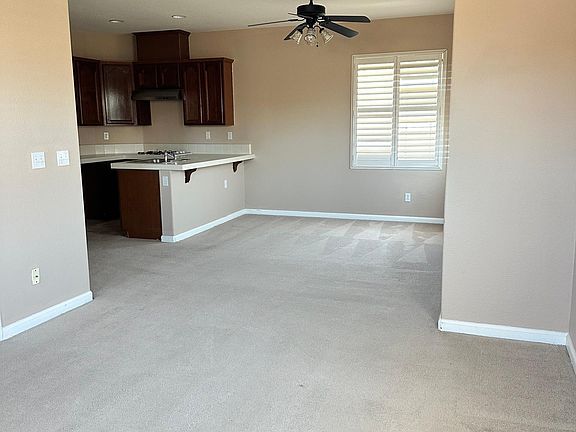 4th image of 340 Aldeburgh Cir