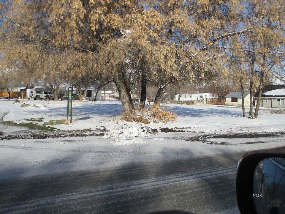 1st image of 1 County Road 1