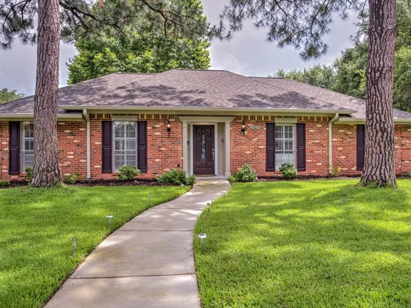 10619 Inwood Dr, Houston, TX 77042