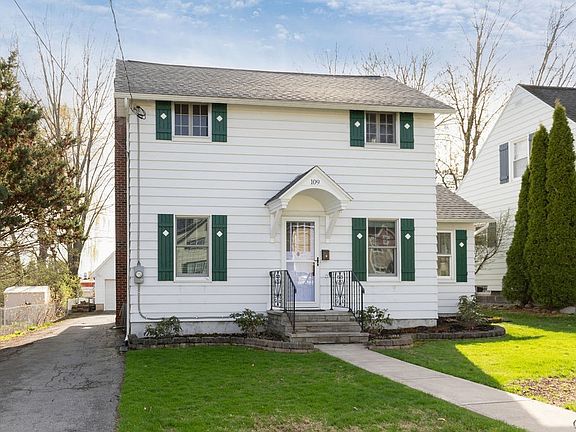 3rd image of 109 Hazel St