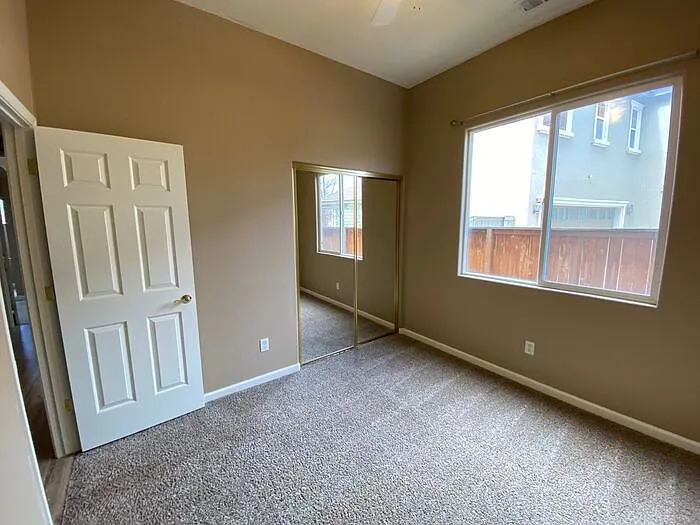 10595 Bliss Ct — Photo 28