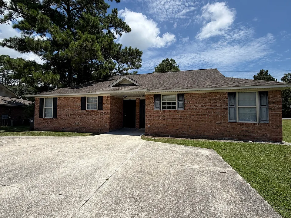 411 Baltic Ct