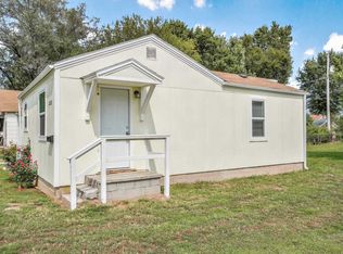 2232 N Farmer Ave, Springfield, MO 65803