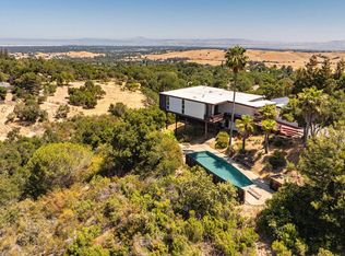 30 Pineridge Way, Portola Valley, CA 94028