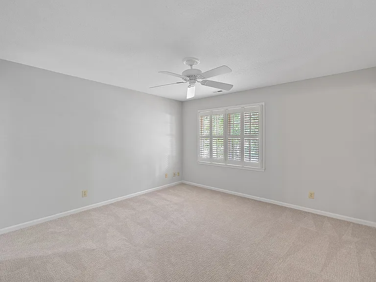 305 Old Fox Trl — Photo 38