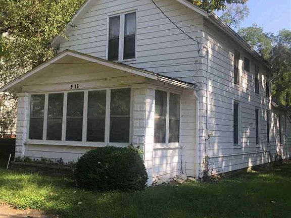 2nd image of 916 NE Glendale Ave