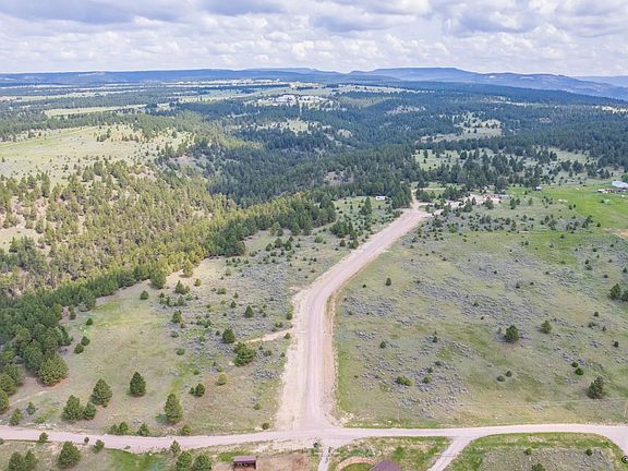 4th image of 7 Sunset St