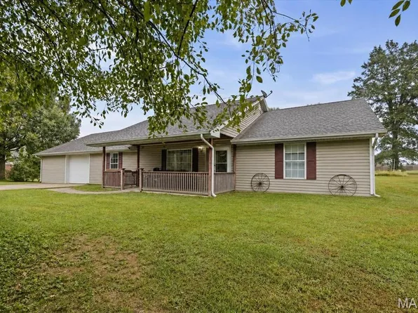 116 Elm Ave, New Bloomfield, MO 65063