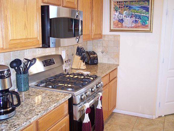 4th image of 228 Keswick Ln
