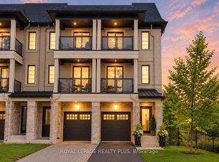 560 Rapids Ln, Mississauga, ON L5G0A9