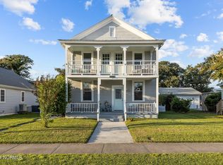 1406 Evans St #A, Morehead City, NC 28557
