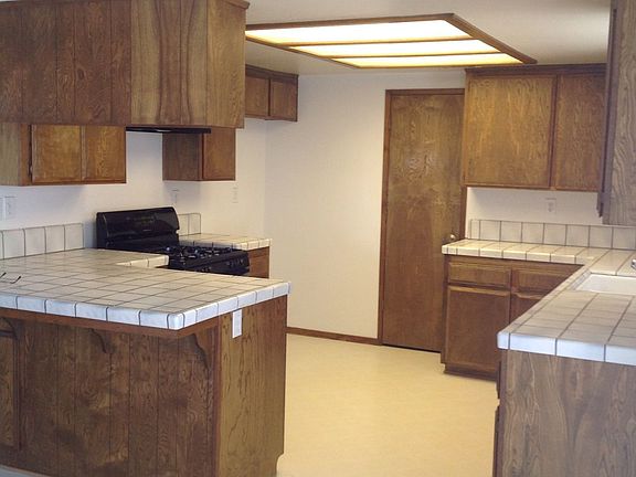 3rd image of 12965 Briarcliff Dr