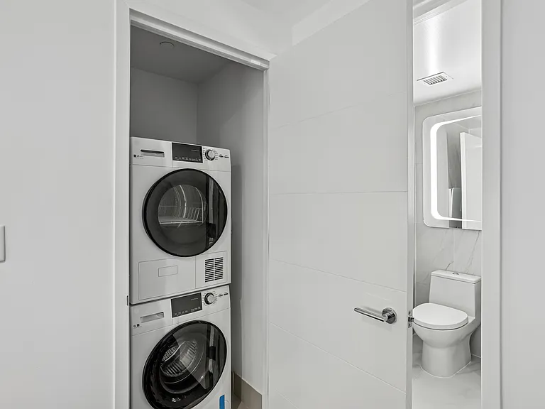 138 E 12th St #2G — Photo 7