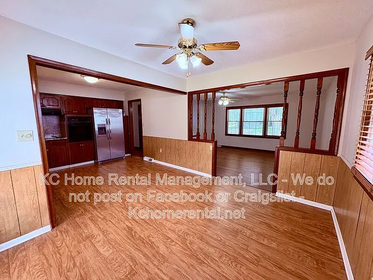 6012 Noland Rd — Photo 8