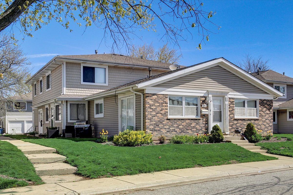 1434 Bear Flag Dr, Hanover Park, IL 60133 Zillow